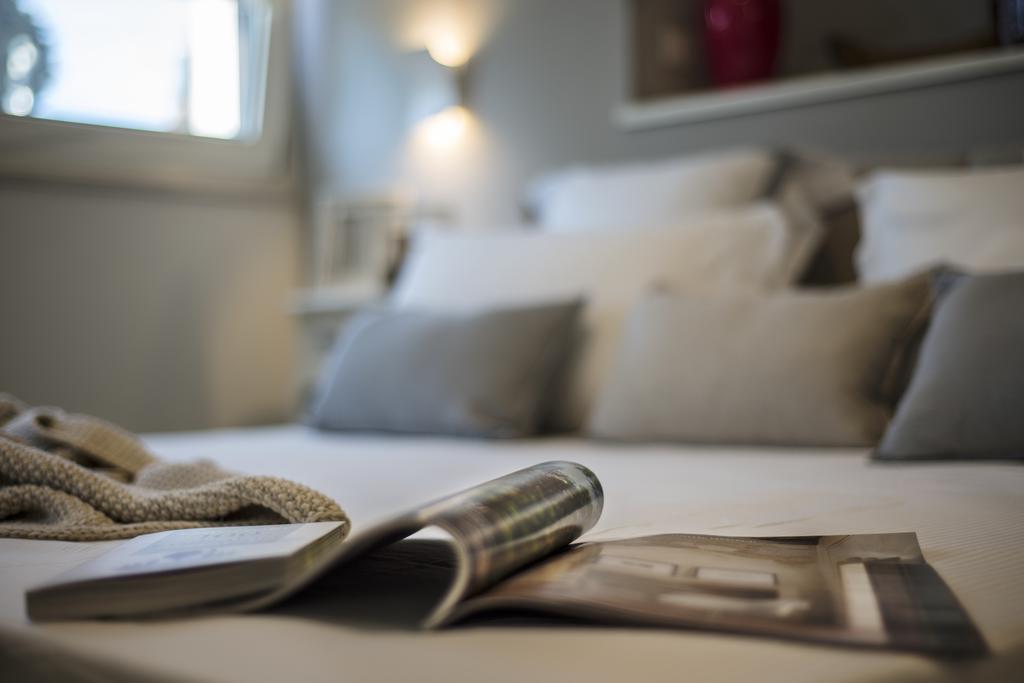 Riviera Carducci Rooms Песк'єра-дель-Гарда Екстер'єр фото